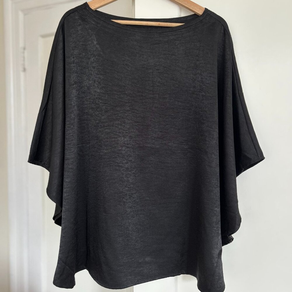 Chic Black Poncho Top